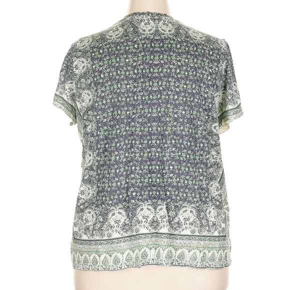 Lucky Brand Green Multi Floral Printed V Neck Top - Picture 3 of 3